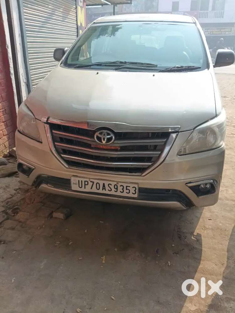 Toyota Innova 2008 Diesel 261000 Km Driven