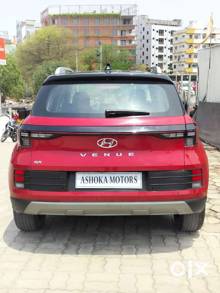 Hyundai Venue Sx Dual Tone Diesel, 2023, Diesel
