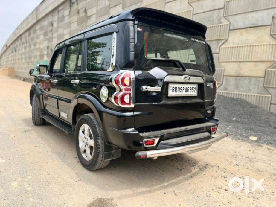 Mahindra Scorpio Classic 2.2 S 11 Mt 7 Str, 2021, Diesel