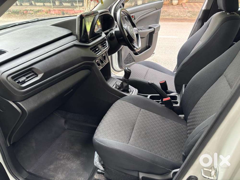 Maruti Suzuki Brezza 1.5 Lxi Smart Hybrid, 2022, Petrol