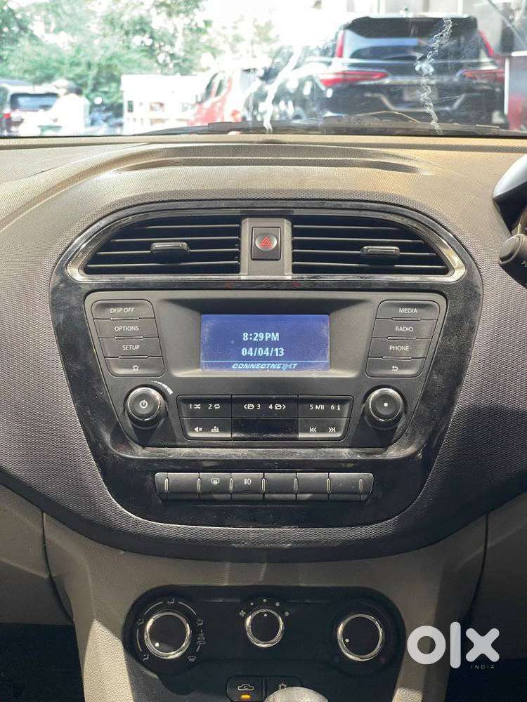 Tata Tiago 1.2 Revotron Xza, 2017, Petrol