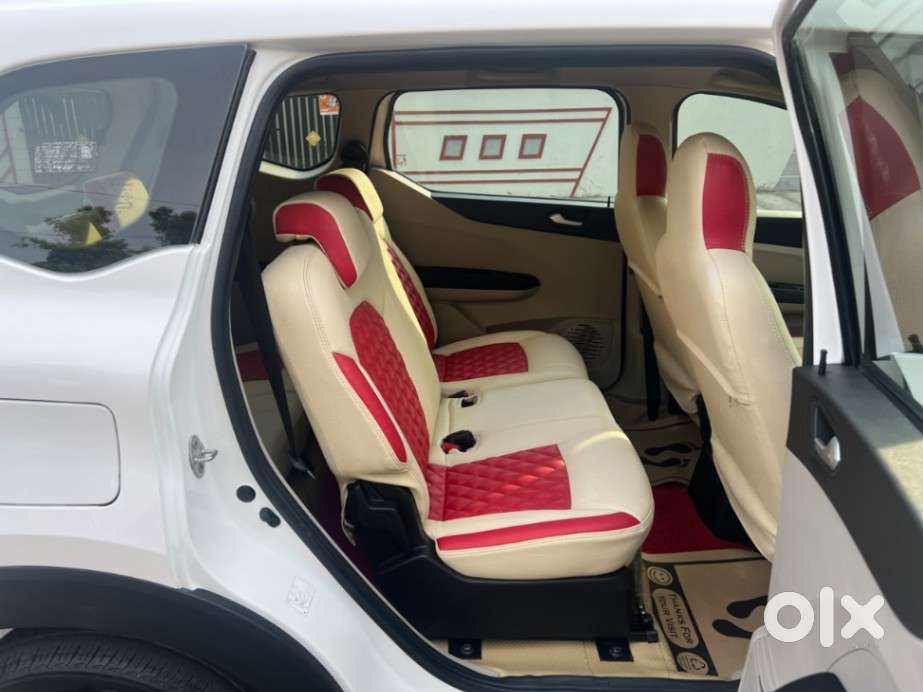 Renault Triber Rxz, 2020, Petrol