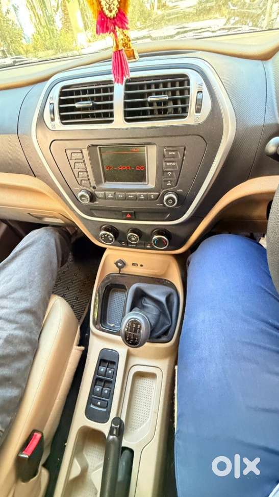 Mahindra Bolero Diz, 2023, Diesel