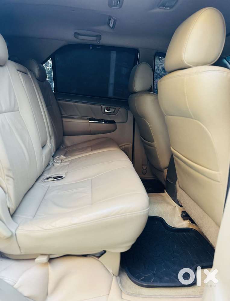 Toyota Fortuner 2011-2016 4x2 Manual, 2014, Diesel