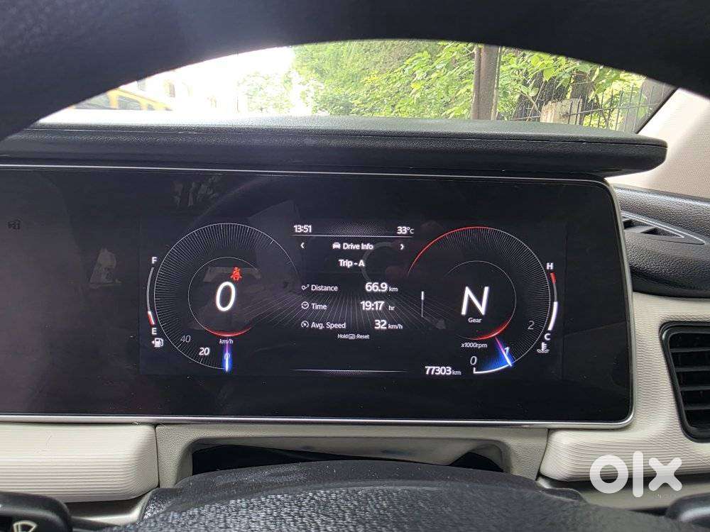 Mahindra Xuv700 2.2 Ax 7 Diesel Mt Str, 2022, Diesel
