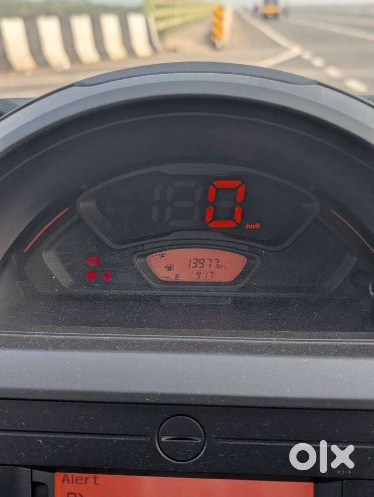 Maruti Suzuki S-presso Vxi, 2022, Petrol