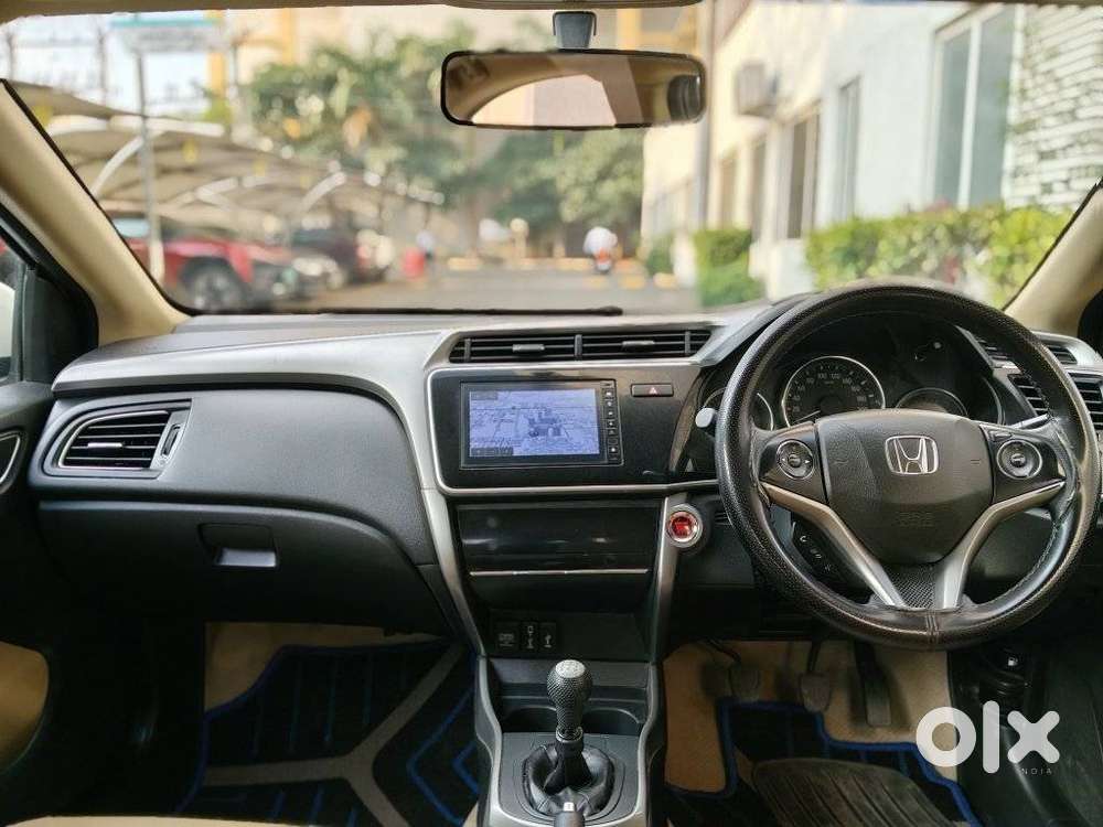 Honda City 1.5 V 5th Gen I-vtec Mt, 2022