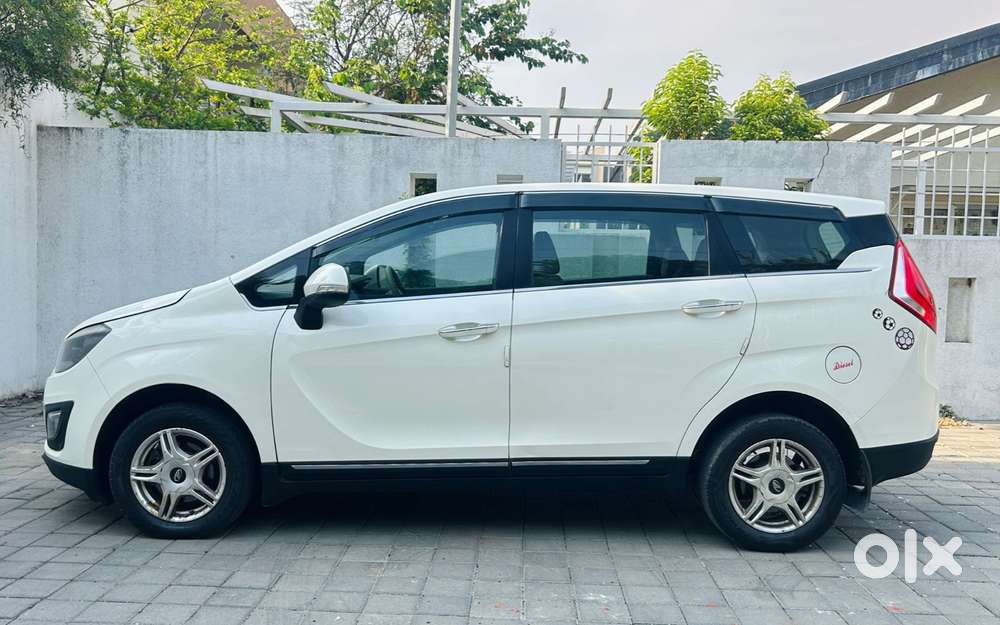 Mahindra Marazzo M6 8str, 2019, Diesel