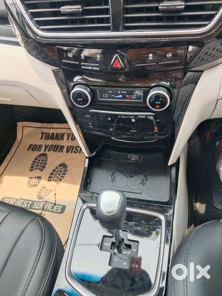 Mahindra Xuv 3xo Ax5 1.5 Diesel Autoshift Plus, 2025, Diesel