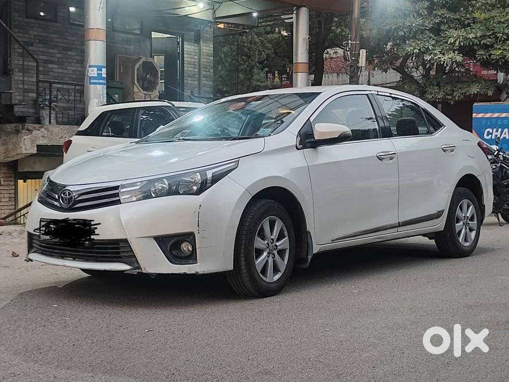 Toyota Corolla Altis G At, 2016, Petrol