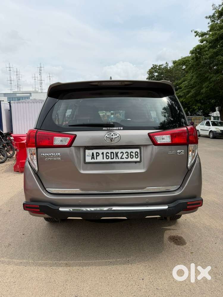 Toyota Innova Crysta 2016 Model Diesel