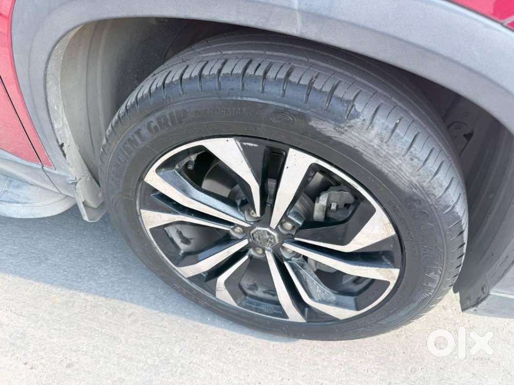 Mg Hector Sharp Pro 1.5 Turbo Cvt Dual Tone, 2024, Petrol