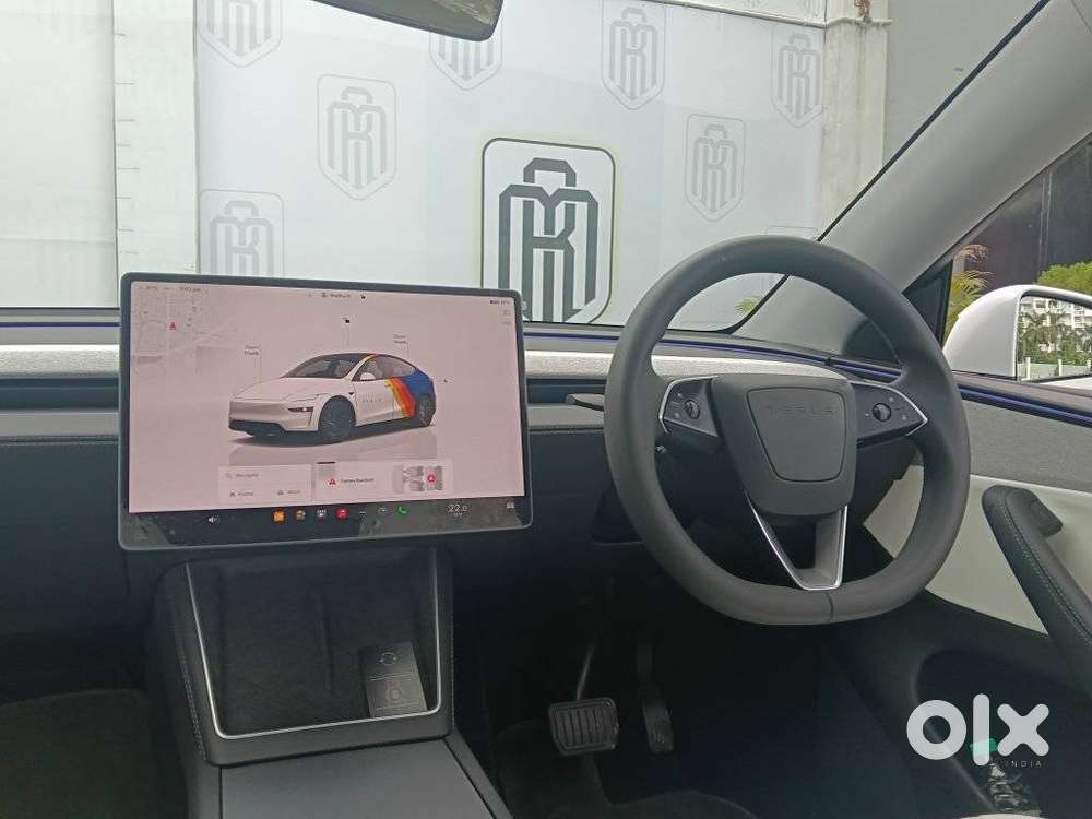 Tesla Model Y Rear-wheel Drive (rwd), 2025, Electric
