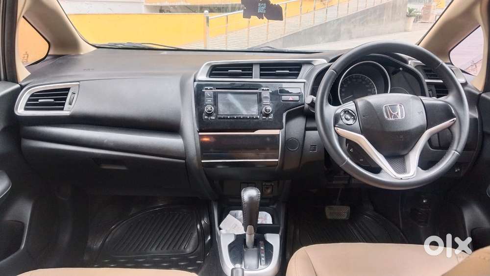 Honda Jazz V Automatic, 2018, Petrol