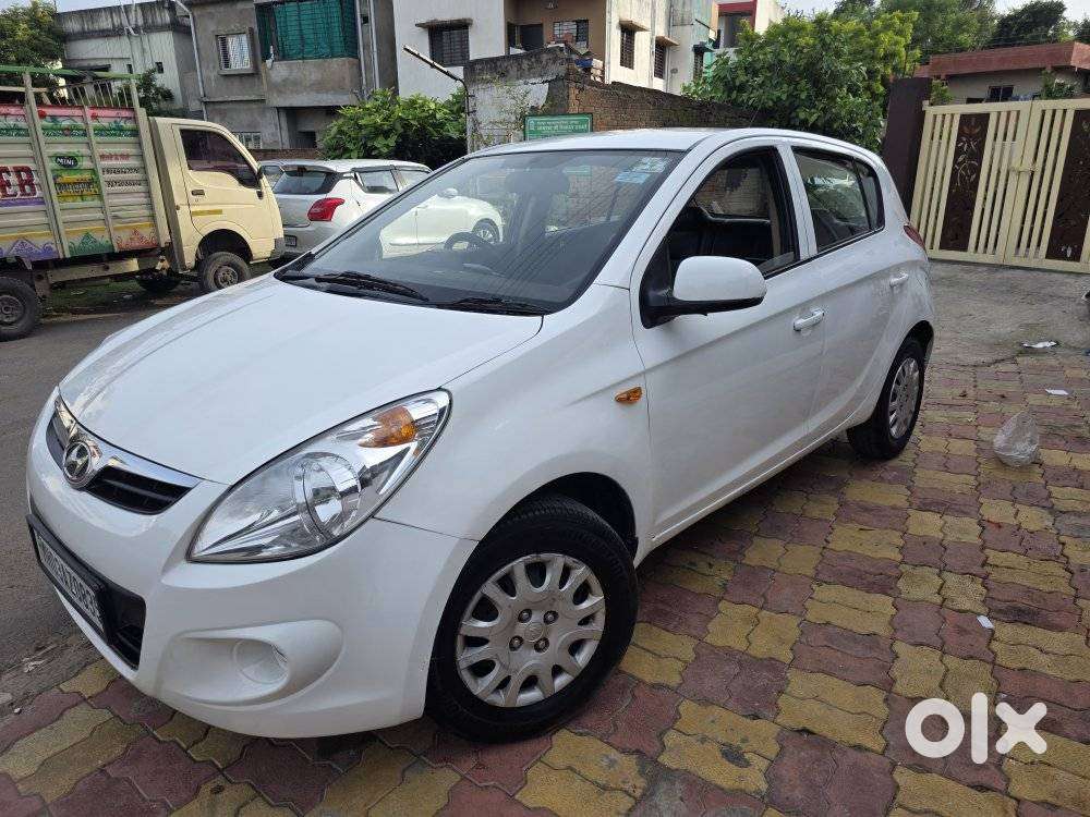 Hyundai I20 Magna, 2011, Petrol