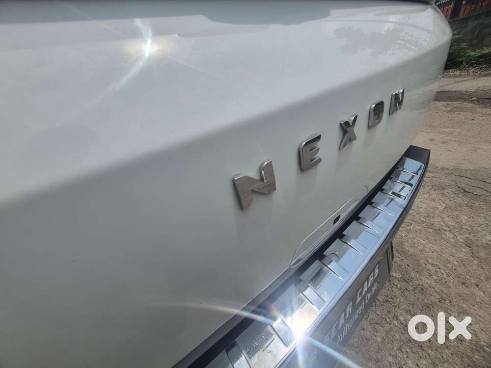 Tata Nexon 1.2 Revotron Xza Plus (l), 2023, Petrol