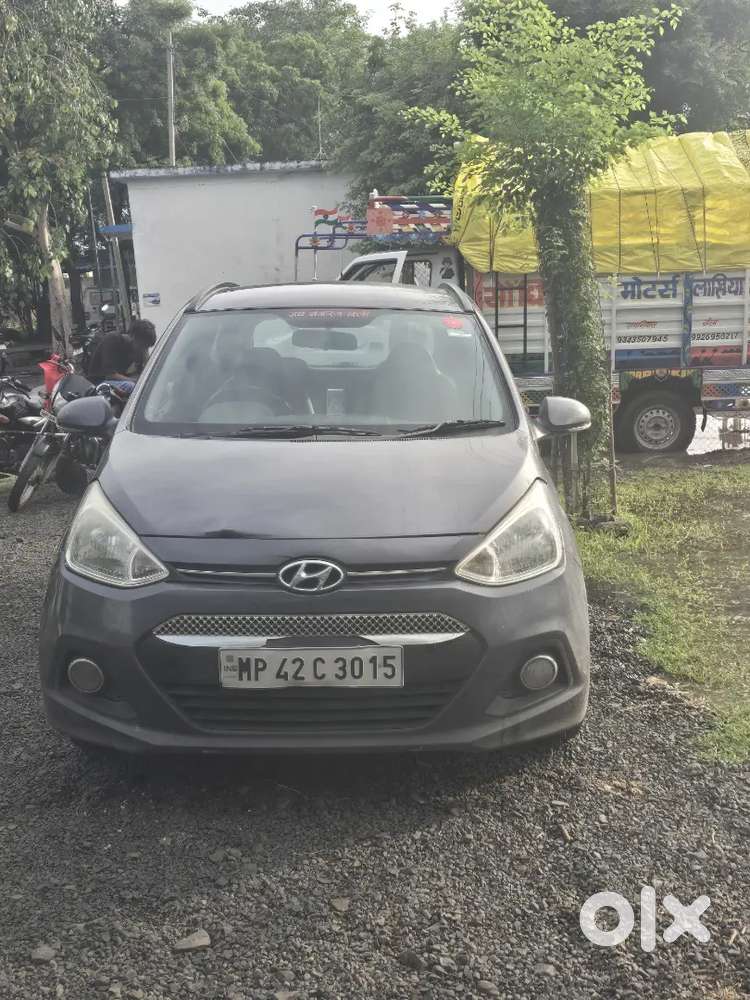 Hyundai I10 Sportz 2016 पेट्रोल डीज़ल