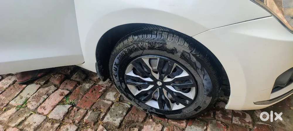 Maruti Suzuki Dzire 2017 Octuber Petrol 56500 Km Driven