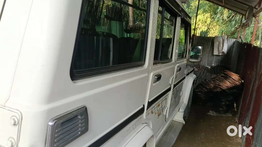 Mahindra Bolero Neo Plus 2015