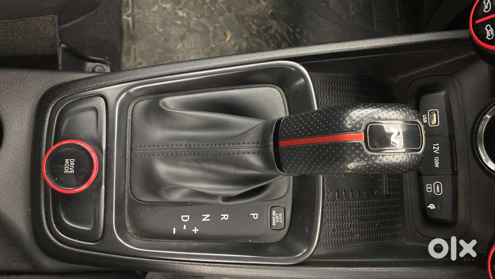 Hyundai Venue N Line 1.0 N8 Turbo Dct, 2022, Petrol