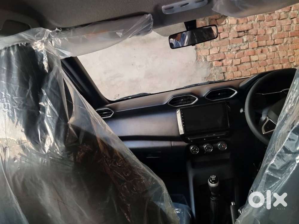 Nissan Magnite 2026 Petrol 300 Km Driven