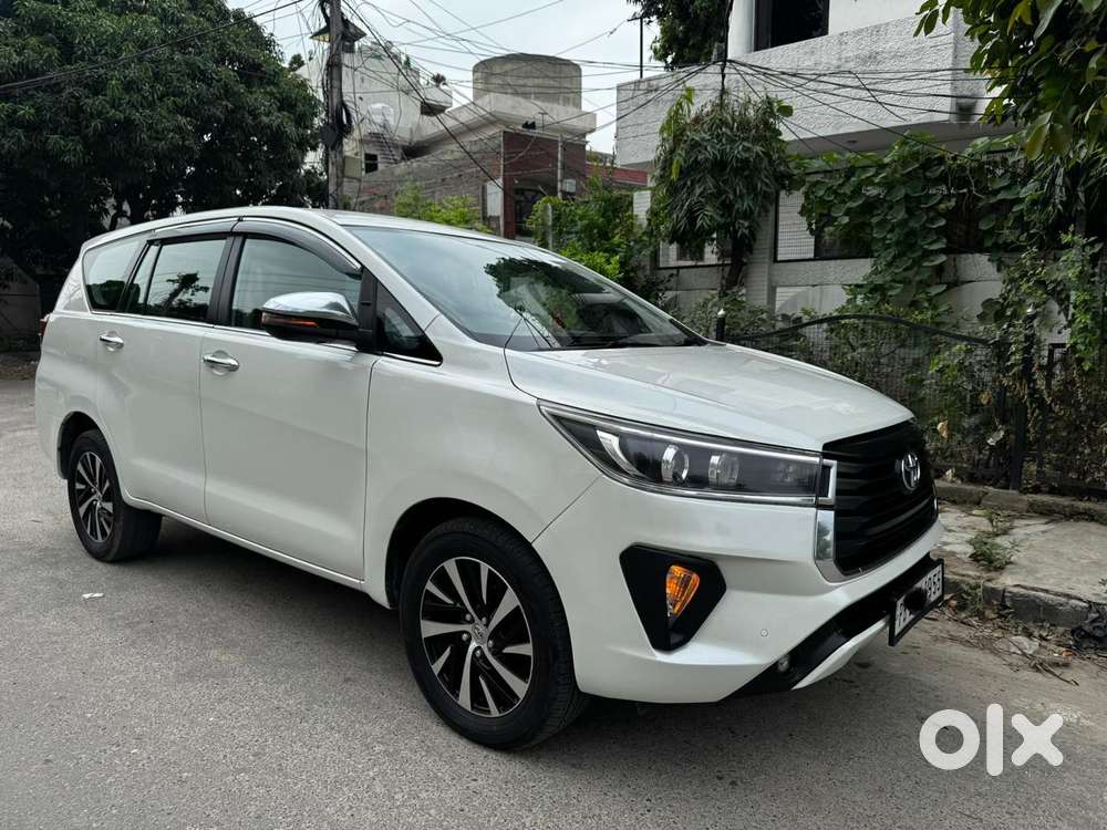 Toyota Innova Crysta [ ] 2.4 Zx At 7 Str, 2022, Diesel