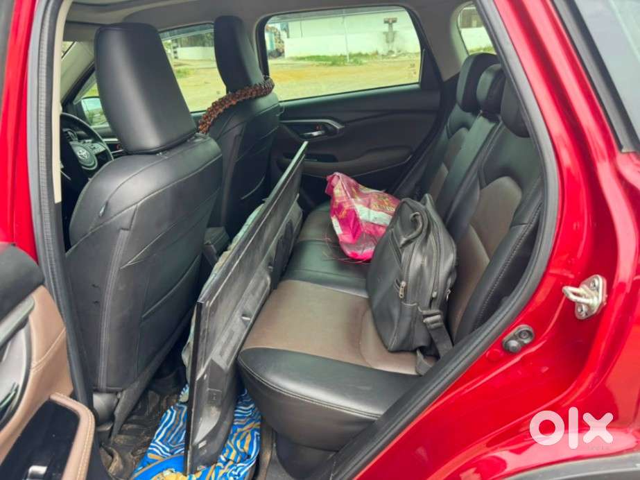 Toyota Urban Cruiser Hyryder 1.5 V Hybrid, 2024, Petrol