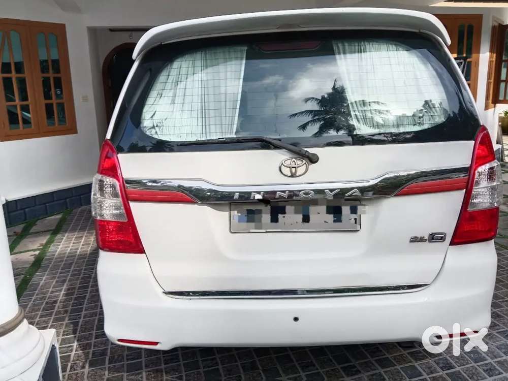 Toyota Innova Diesel 2014