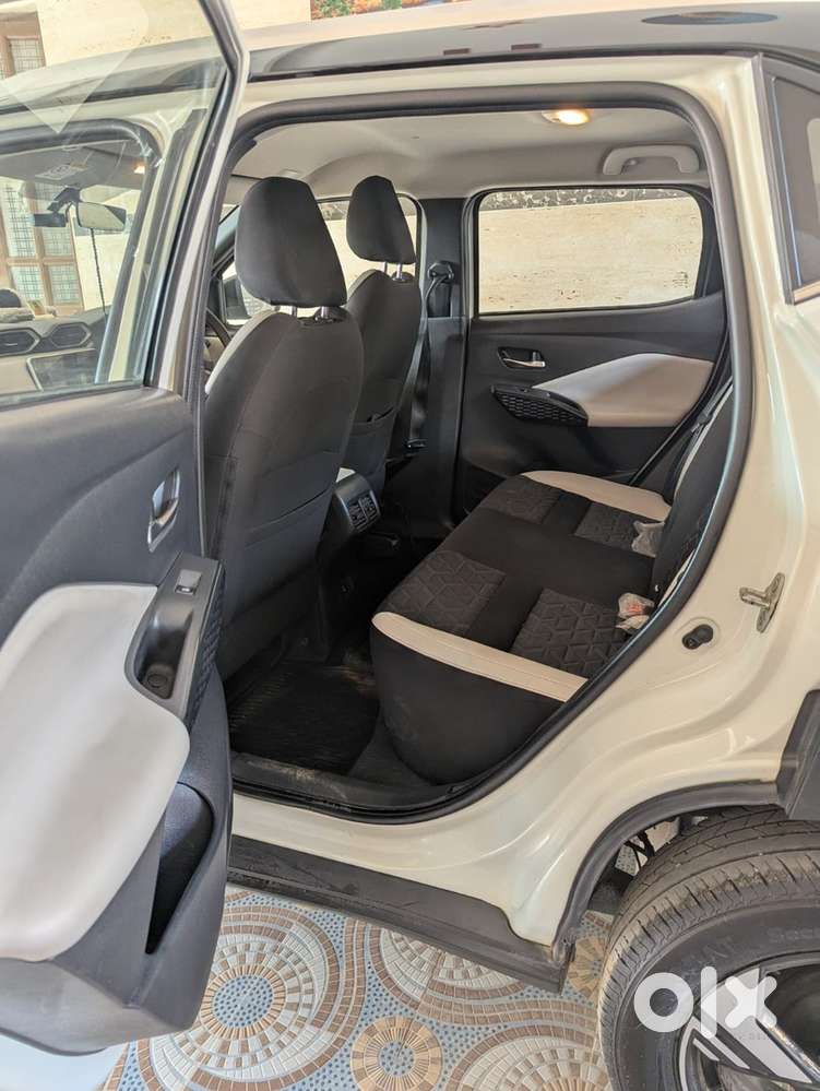 2024 Nissan Magnite Petrol Manual 28000 km