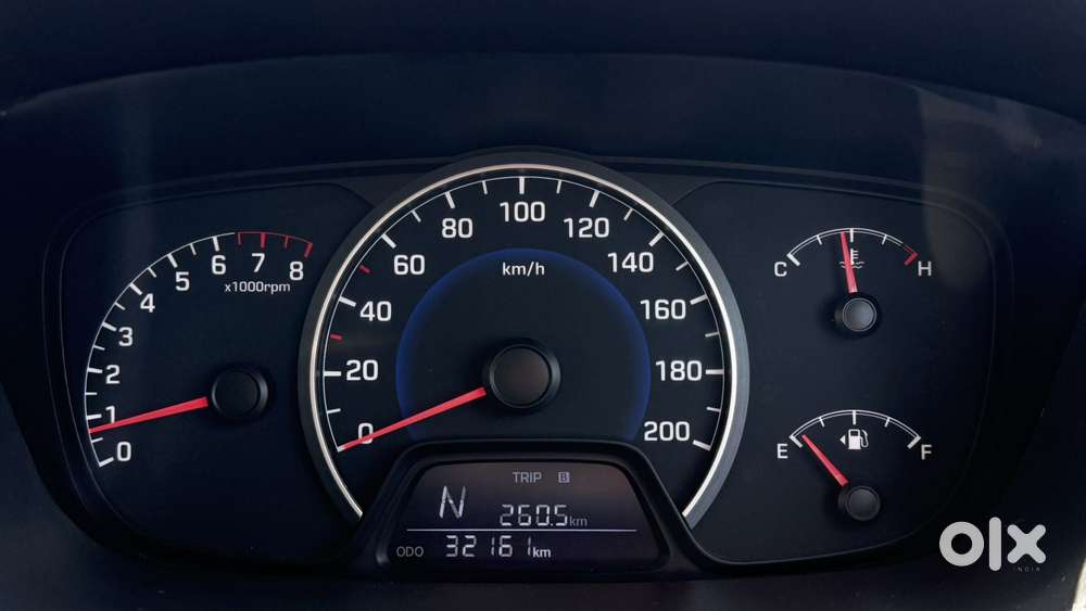 Hyundai Grand I10 2013-2016 At Sportz, 2014, Petrol