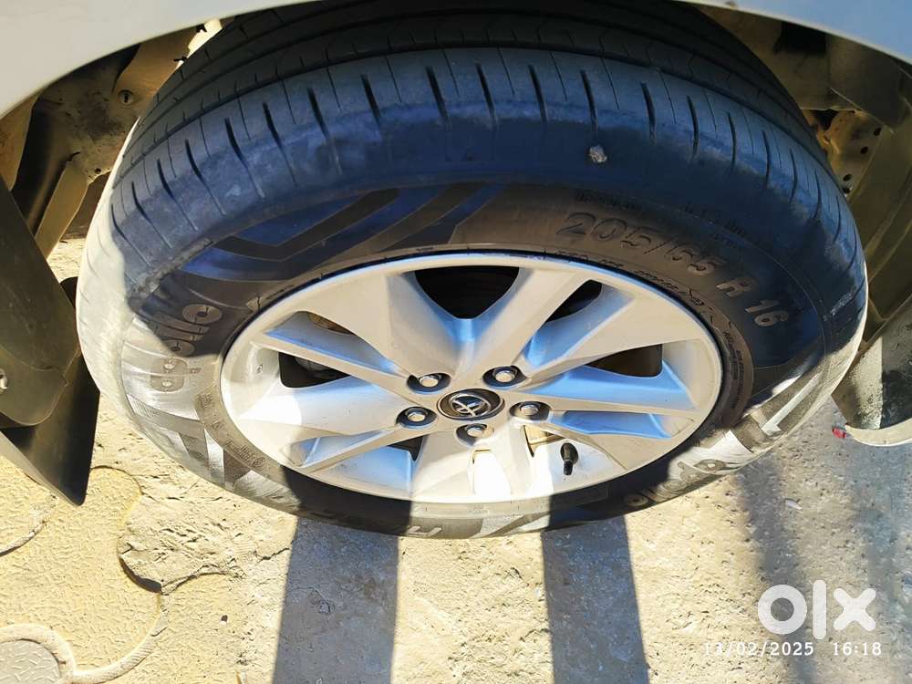 Toyota Innova Crysta 2.8 Gx At, 2017, Diesel