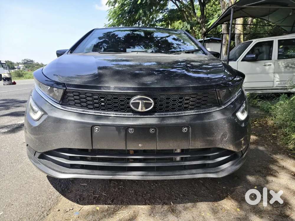 Tata Altroz 2023. Pristine Condition. Petrol.