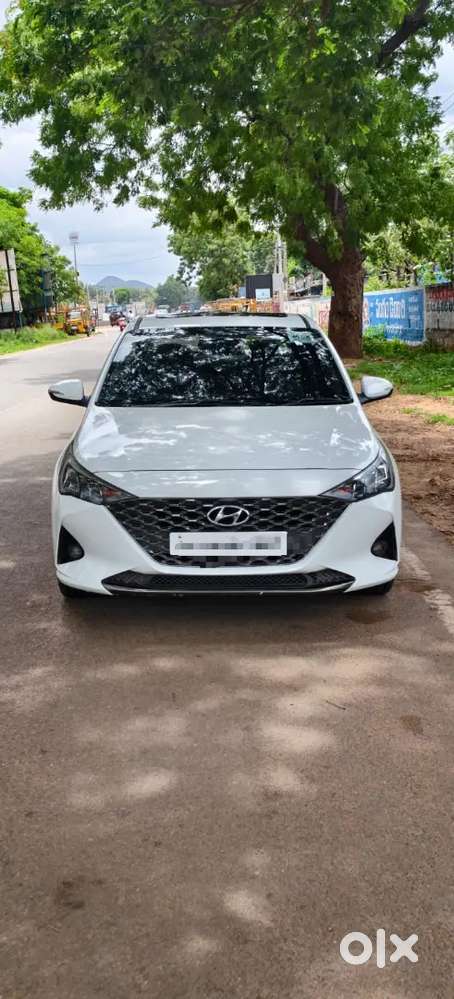 Hyundai Verna Sx O Diesel 6 Airbags