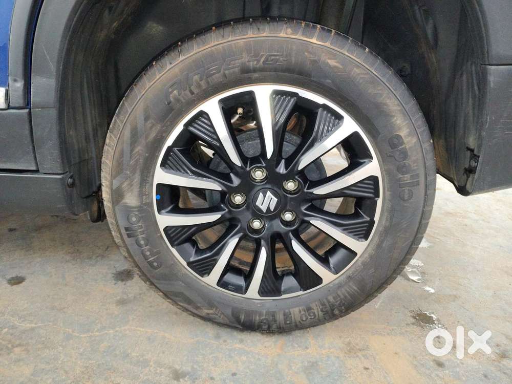 Maruti Suzuki Vitara Brezza 1.5 Zxi Plus At Dual Tone, 2022, Petrol
