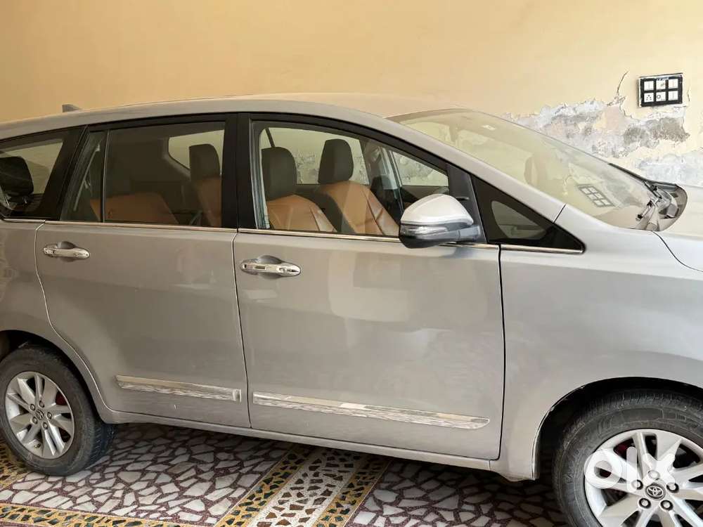 Toyota Innova Crysta 2017