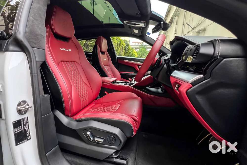 Lamborghini Urus S, 2024, Petrol