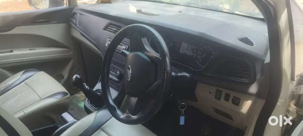 Mahindra Marazzo Diesel 2018