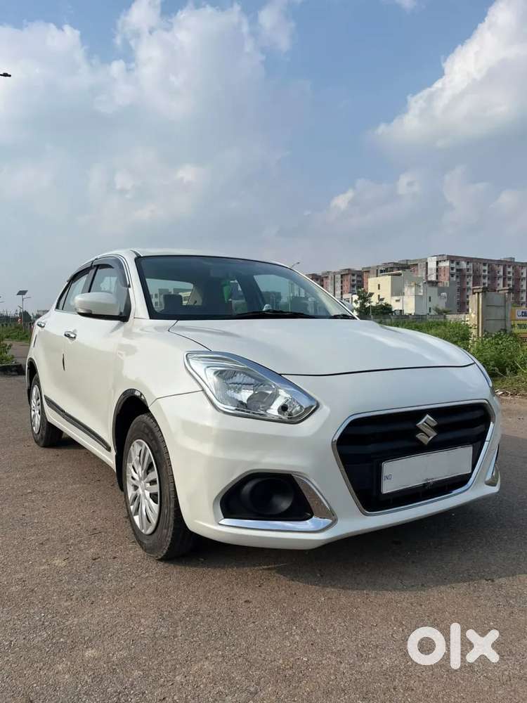 Maruti Suzuki Dzire 1.2 Vxi, 2023, Petrol