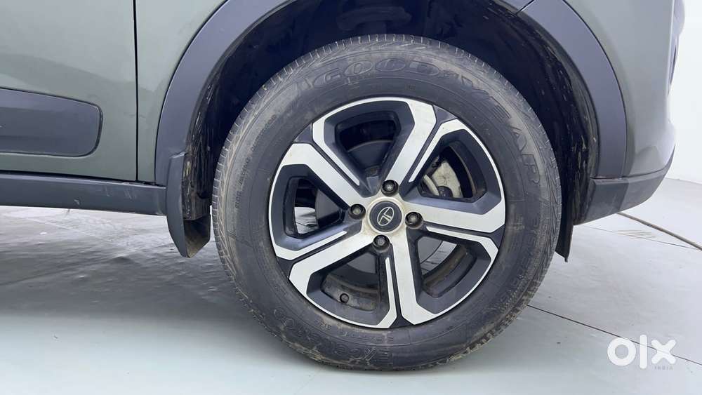 Tata Nexon 1.2 Revotron Xz Plus, 2022, Petrol