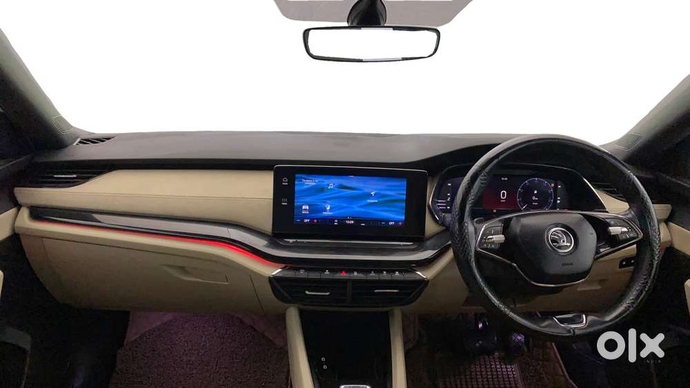 Skoda Octavia 2.0 Style Tsi At, 2022, Petrol