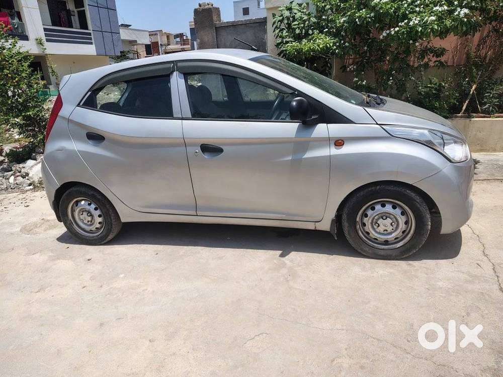 Hyundai Eon Era +, 2017, Petrol