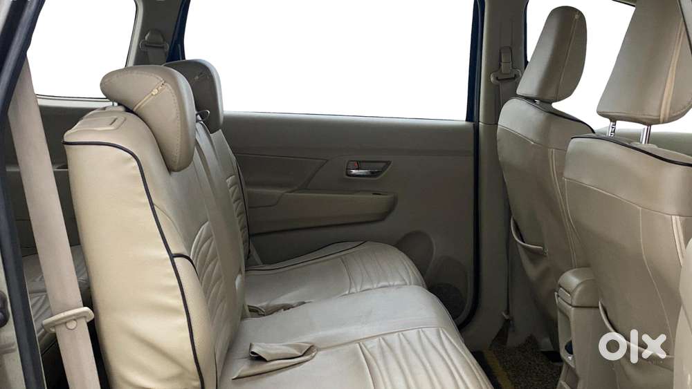 Maruti Suzuki Ertiga Zxi At Petrol, 2019, Petrol