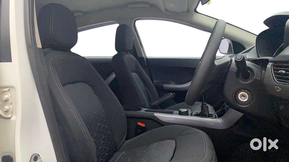 Tata Nexon 1.2 Revotron Xm, 2020, Petrol