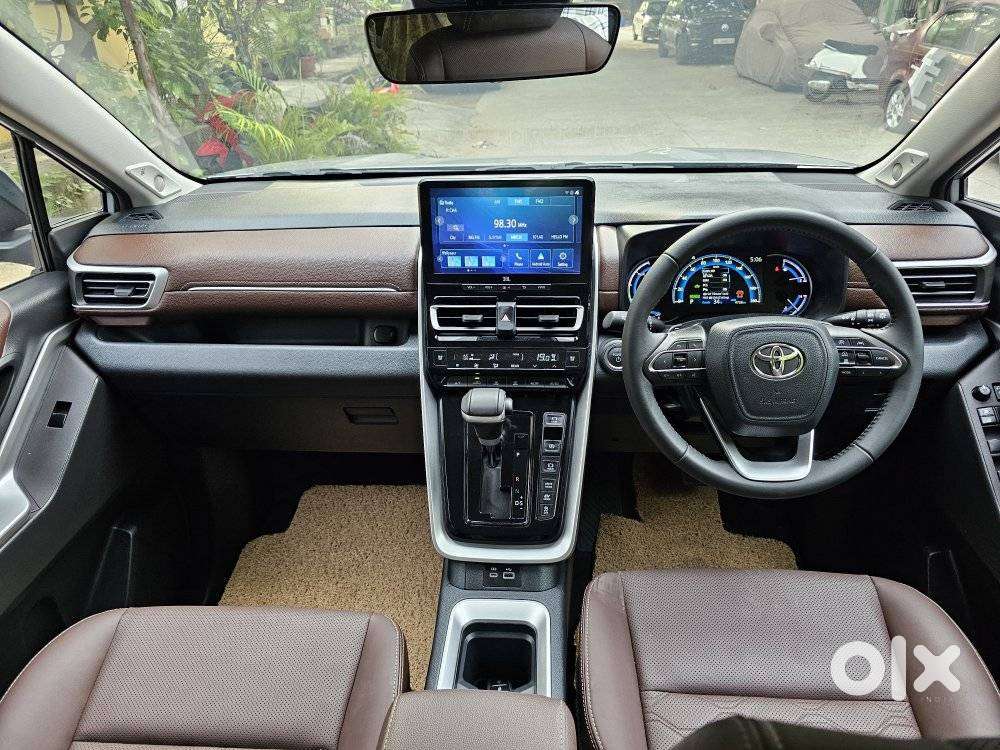 Toyota Innova Hycross 2.0 Zx (o) Hybrid 7 Str, 2025, Electric