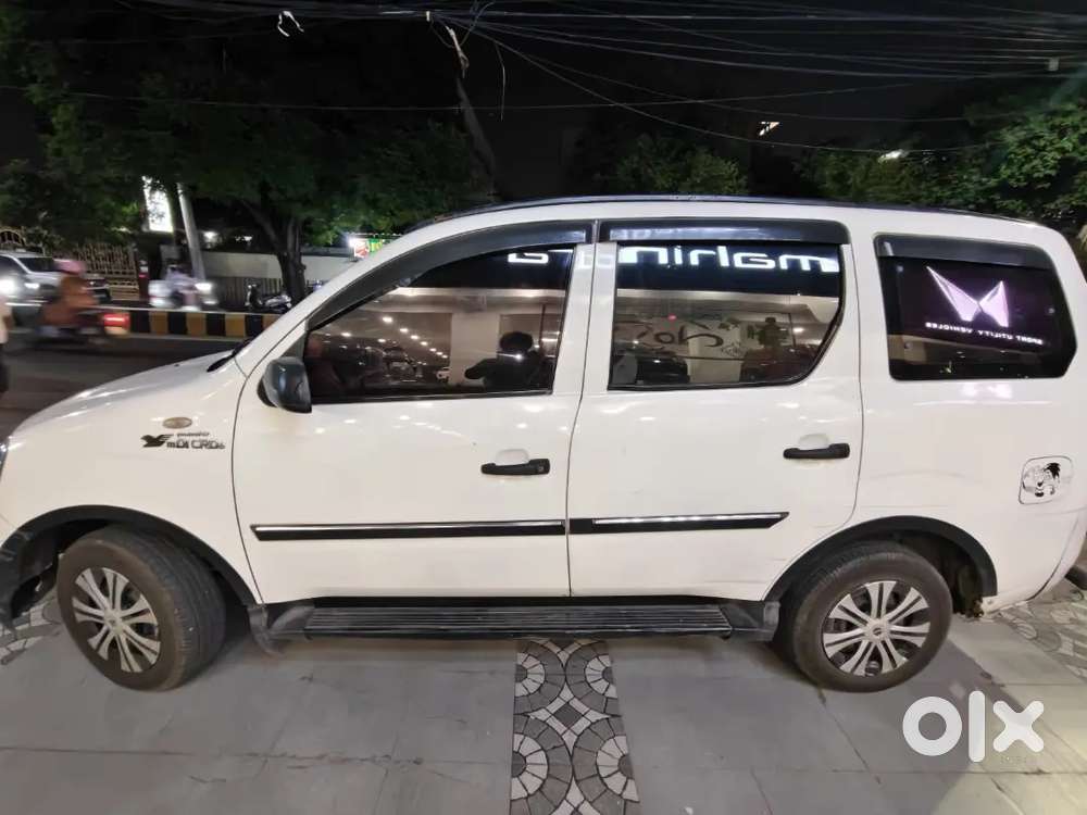 Mahindra Xylo D4 2012