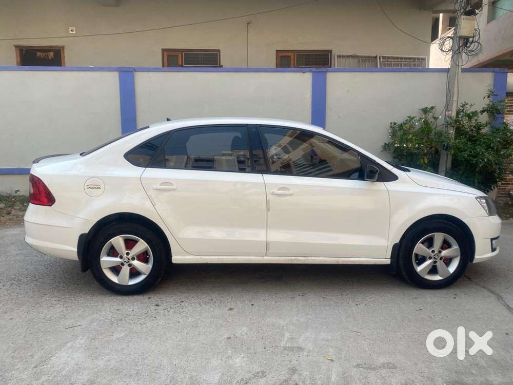 Skoda Rapid 2016 Diesel 107000 Km Driven