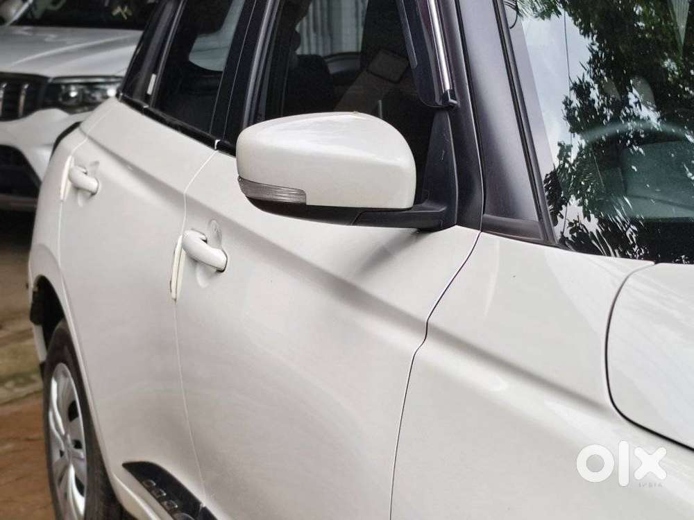 Maruti Suzuki Swift Vxi + Manual, 2025, Petrol
