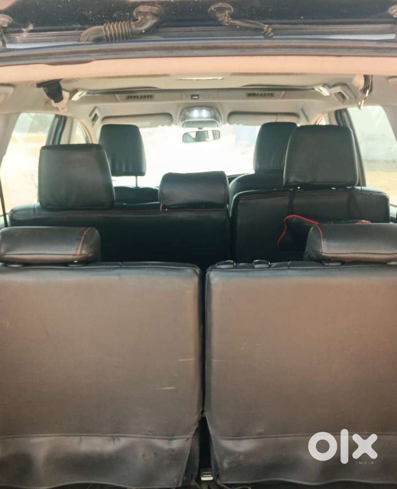 Toyota Innova Crysta 2.4 V 8 Str, 2017, Diesel