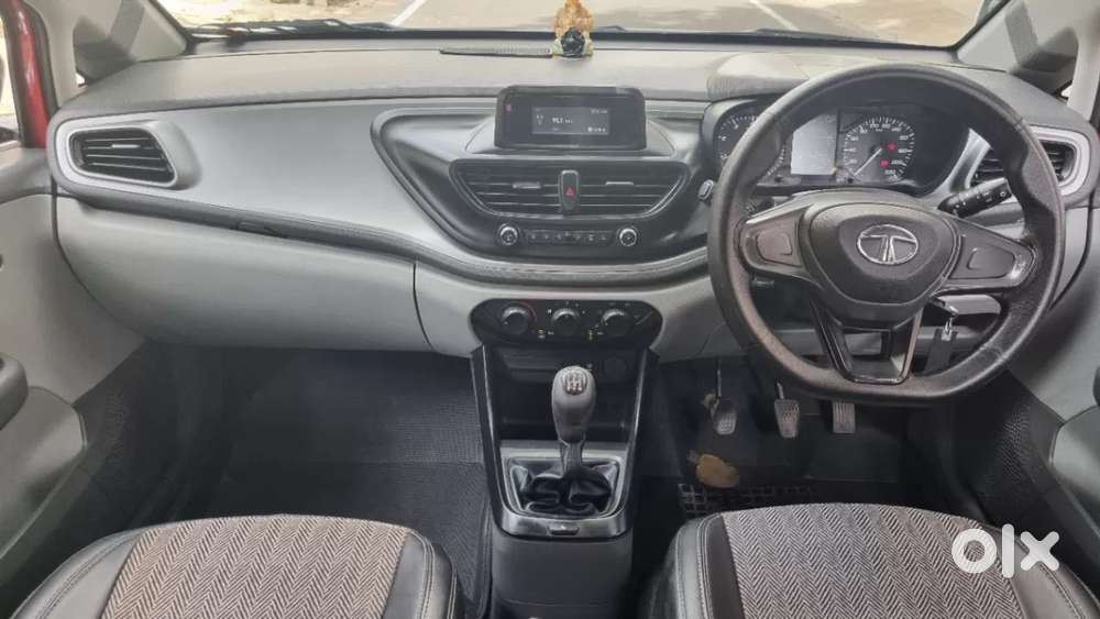 Tata Altroz Xe Petrol, 2021, Petrol