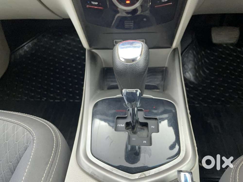 Mahindra Xuv300 W8 Amt Diesel, 2020, Diesel